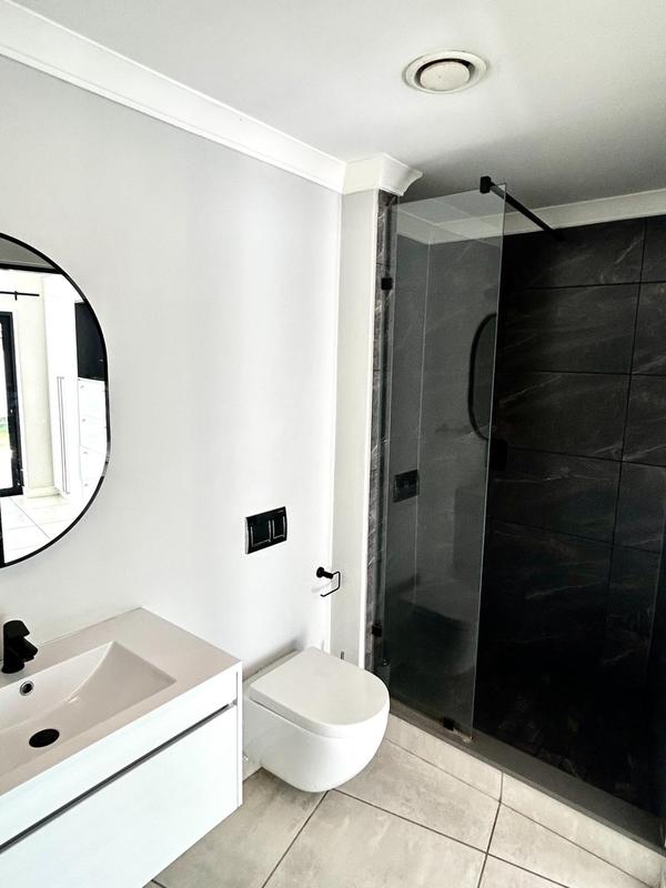To Let 3 Bedroom Property for Rent in Somerset West Western Cape